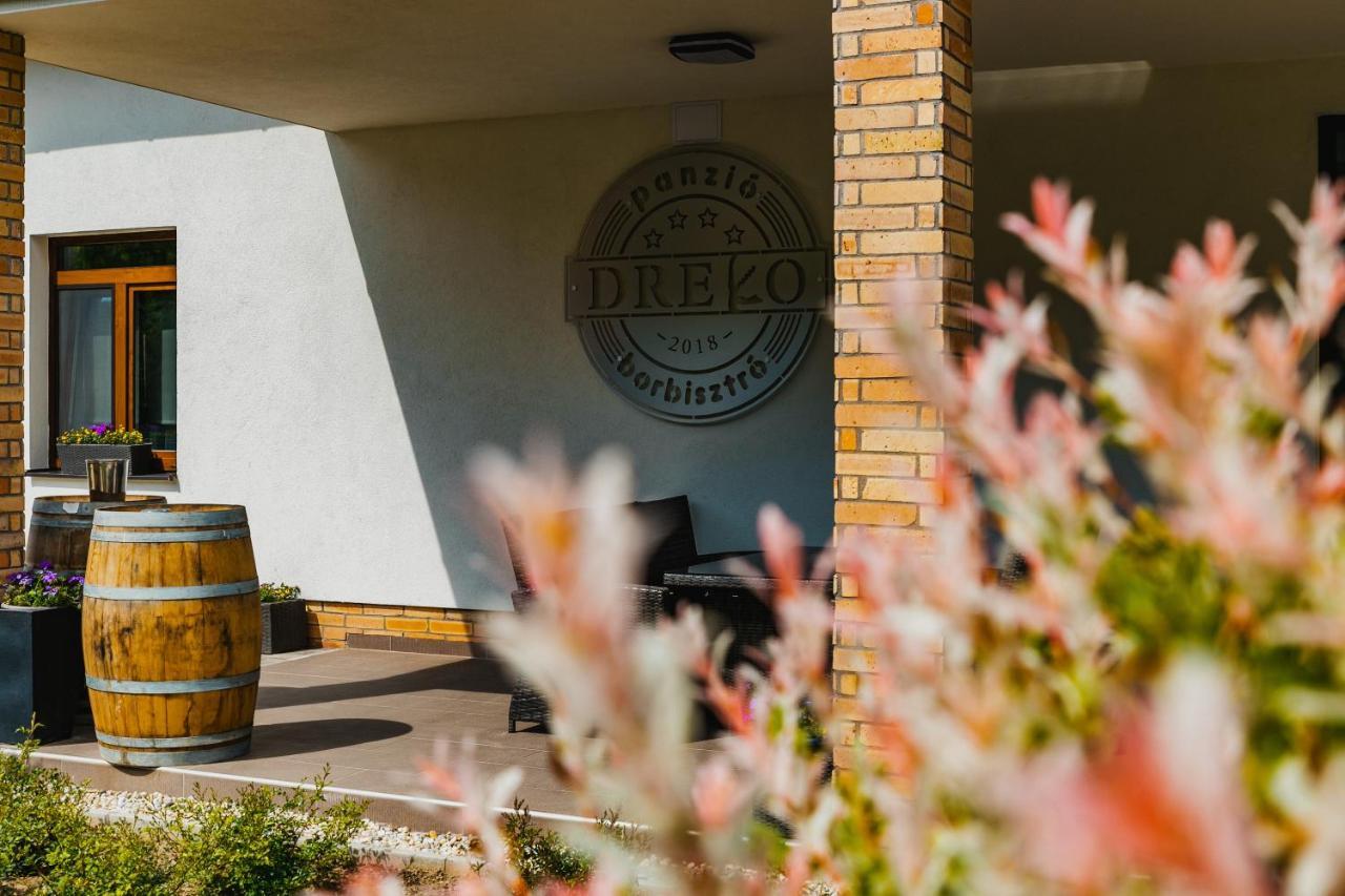 Dreko Panzió&Borbisztró Acomodação com café da manhã Győrújbarát Exterior foto